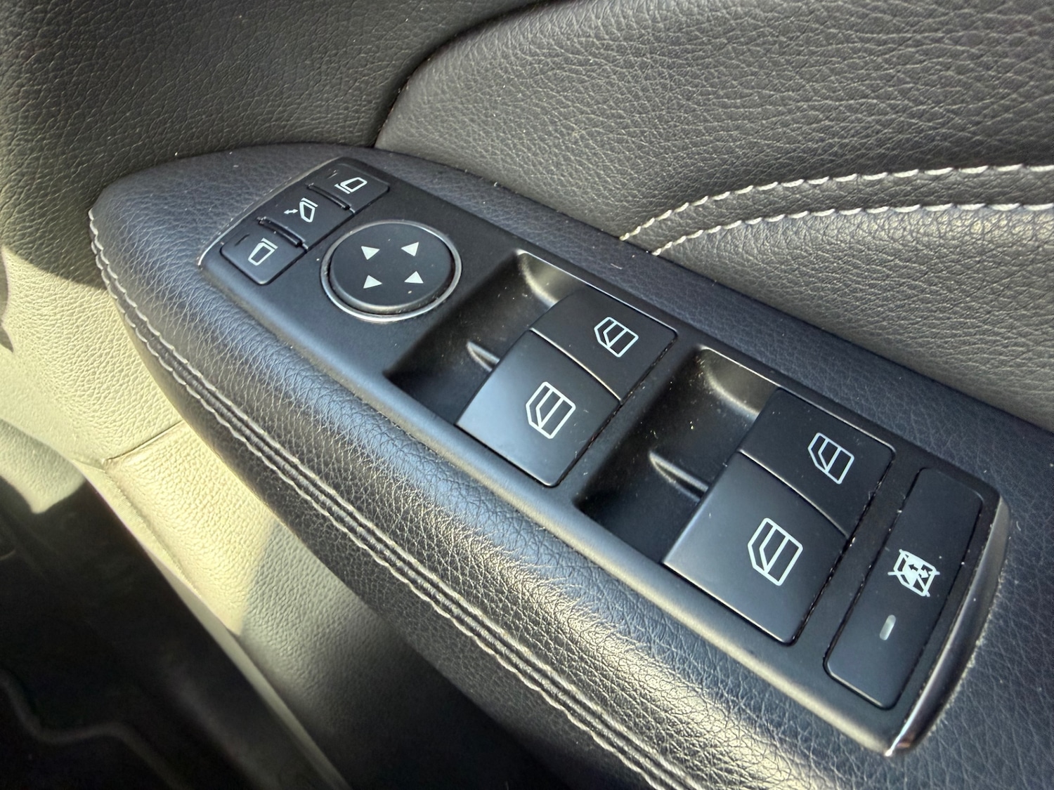 Used Mercedes-Benz M Class 2013 for sale - 77578828: Photo 17