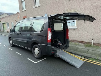 Used Peugeot Expert Tepee 2010 for sale - 76923989: Photo