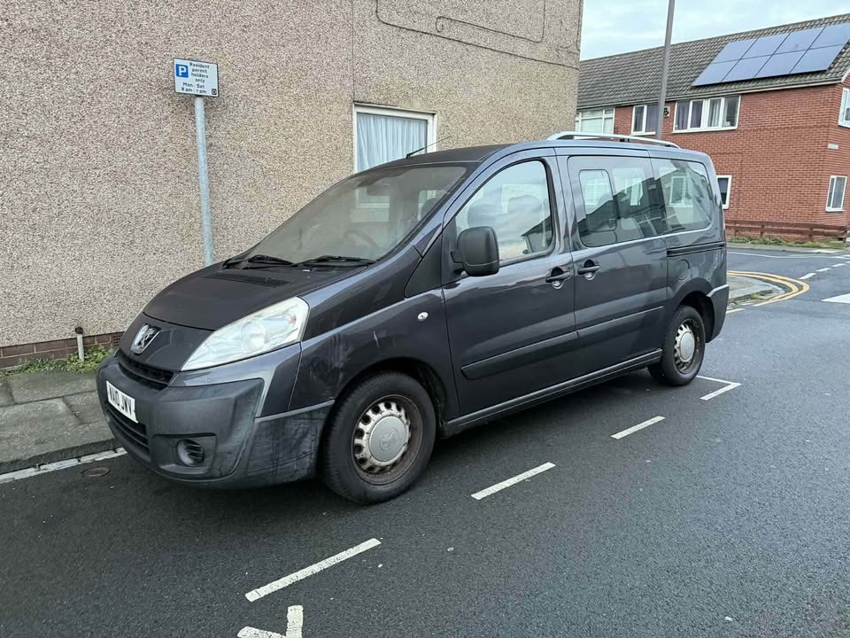 Used Peugeot Expert Tepee 2010 for sale - 76923989: Photo 2