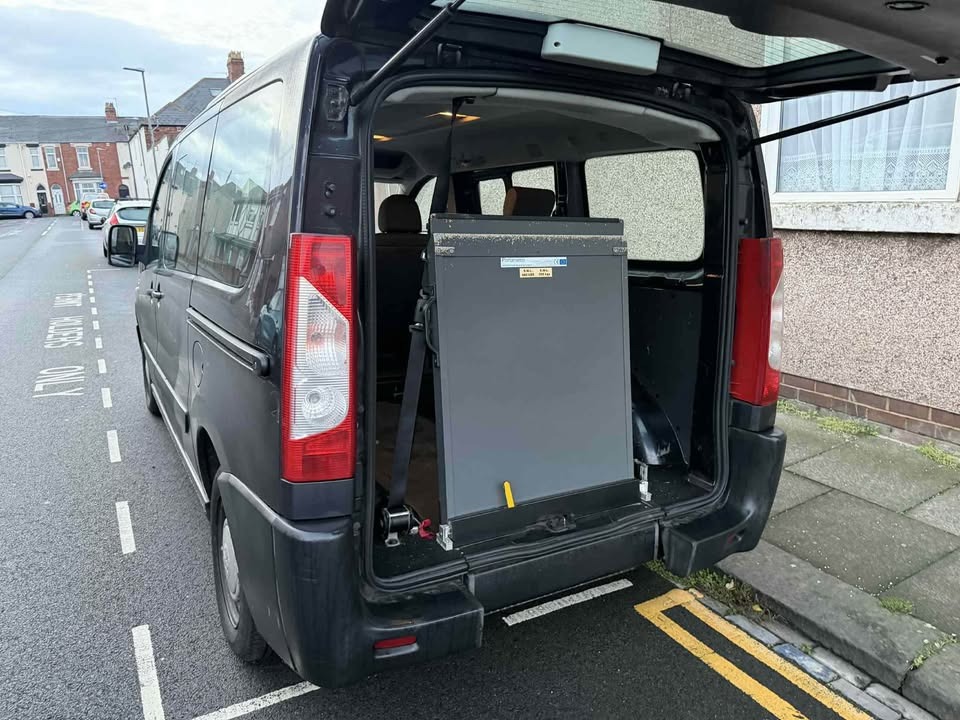 Used Peugeot Expert Tepee 2010 for sale - 76923989: Photo 7