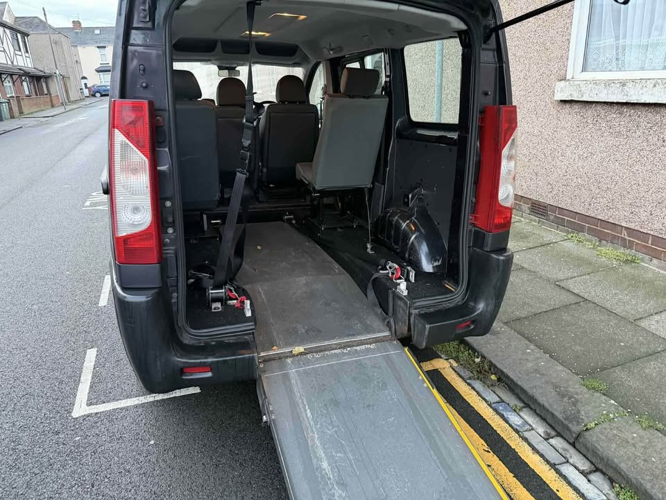 Used Peugeot Expert Tepee 2010 for sale - 76923989: Photo 8