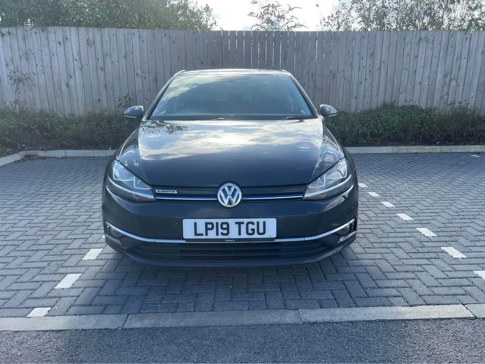 Used Volkswagen Golf 2019 for sale - 76919826: Photo 2