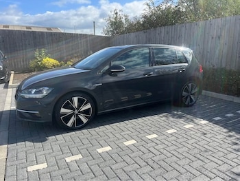 Used Volkswagen Golf 2019 for sale - 76919826: Photo