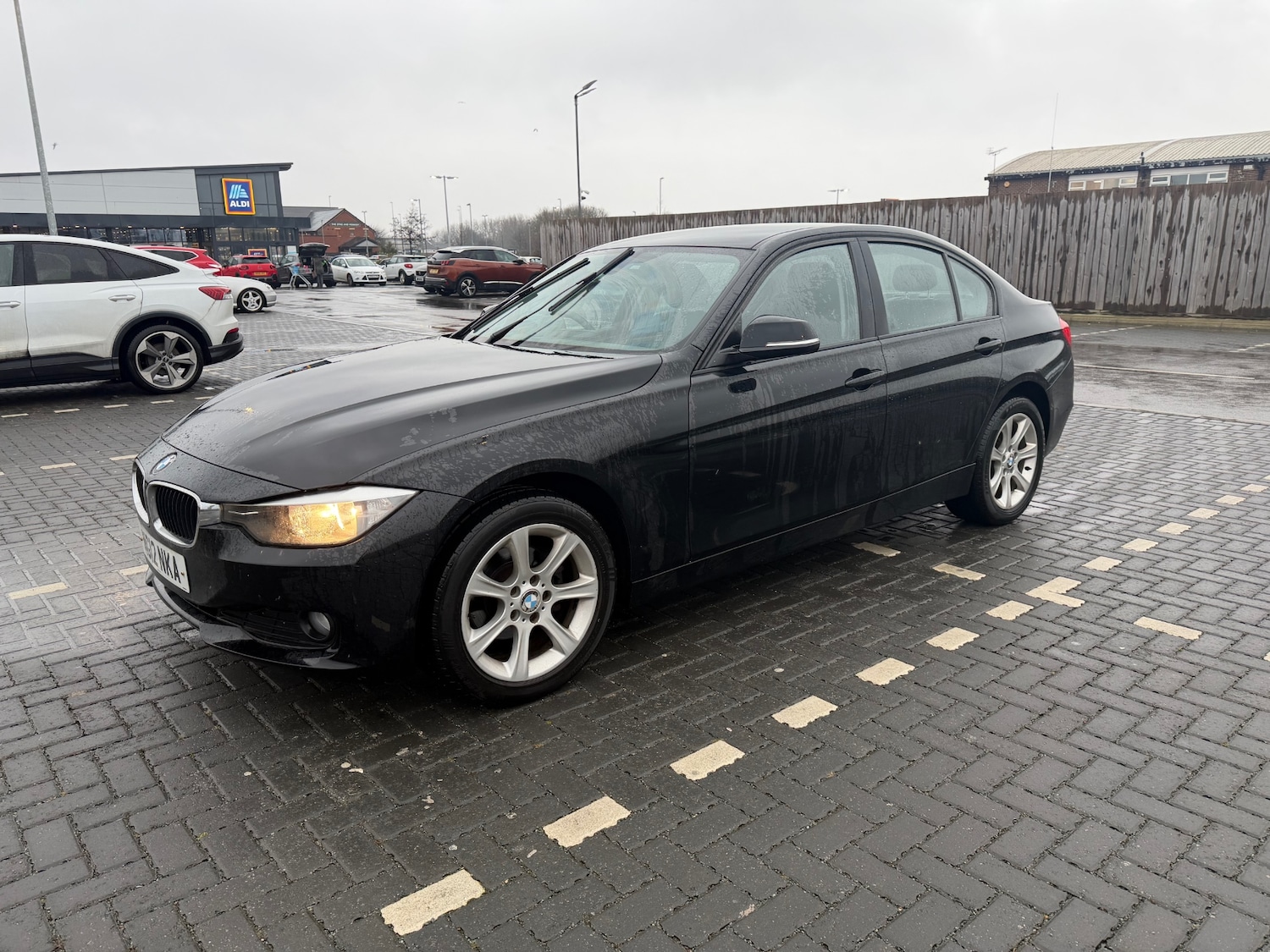 Used BMW 3 Series 2012 for sale - 77522284: Photo 3