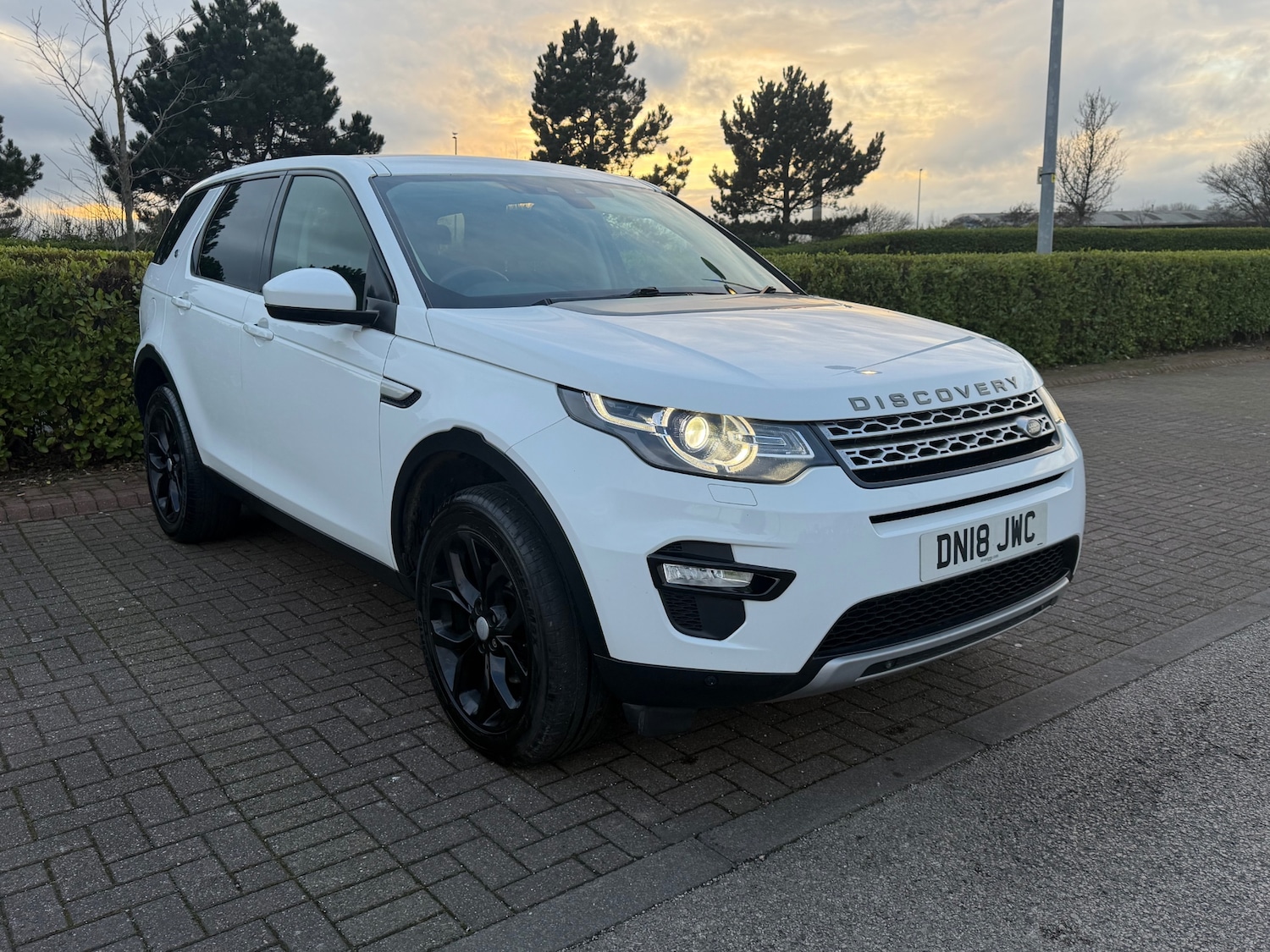 Used Land Rover Discovery Sport 2018 for sale - 77669202: Photo 2