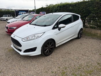 Used Ford Fiesta 2016 for sale - 78659966: Photo