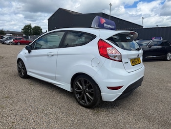 Used Ford Fiesta 2016 for sale - 78659966: Photo