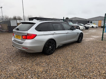 Used BMW 3 Series 2015 for sale - 77536385: Photo