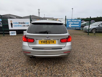 Used BMW 3 Series 2015 for sale - 77536385: Photo