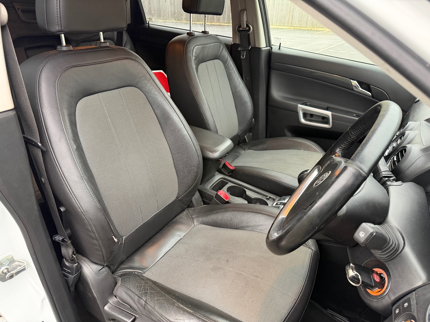 Used Vauxhall Antara 2011 for sale - 77392351: Photo 8