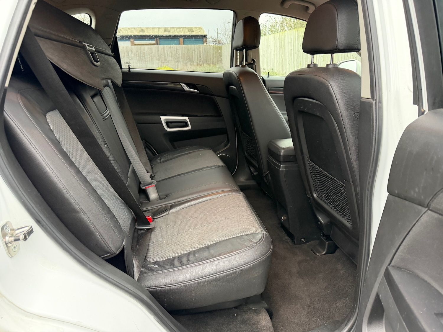 Used Vauxhall Antara 2011 for sale - 77392351: Photo 9