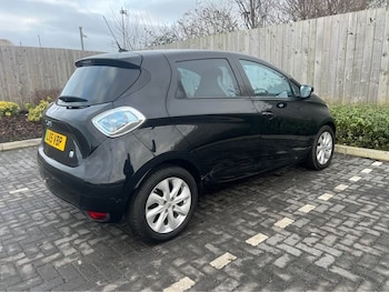 Used Renault Zoe 2015 for sale - 76931550: Photo
