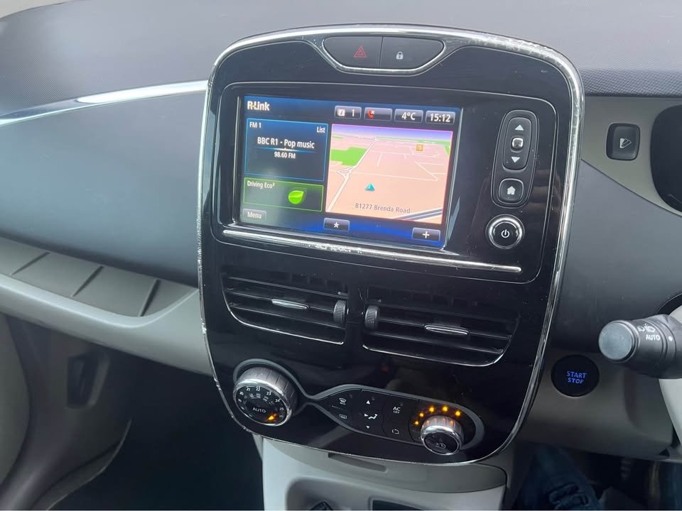 Used Renault Zoe 2015 for sale - 76931550: Photo 9