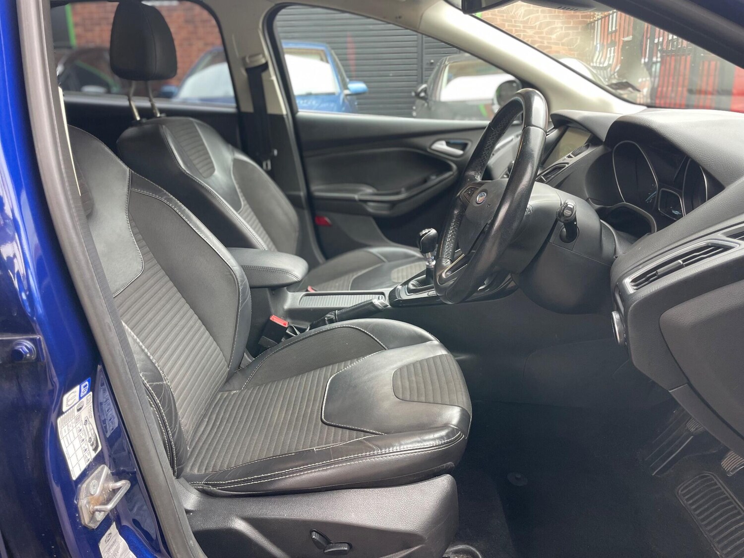 Used Ford Focus for sale - 77683744: Photo 30