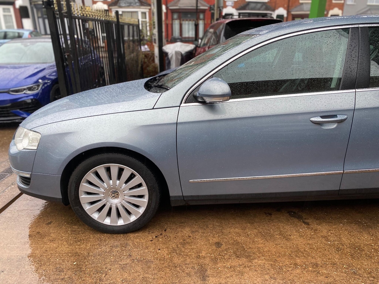 Used Volkswagen Passat 2010 for sale - 76592832: Photo 14