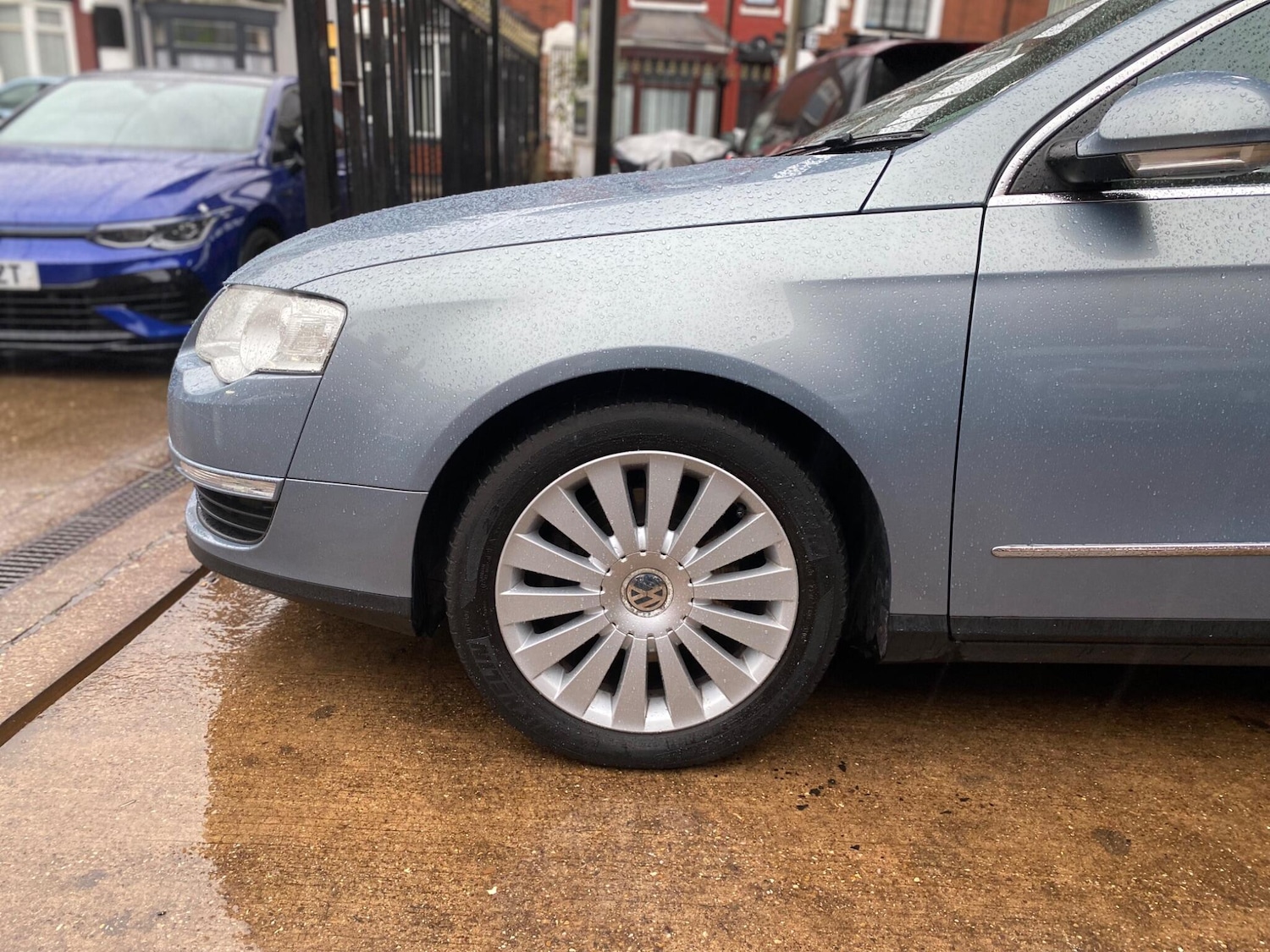 Used Volkswagen Passat 2010 for sale - 76592832: Photo 15