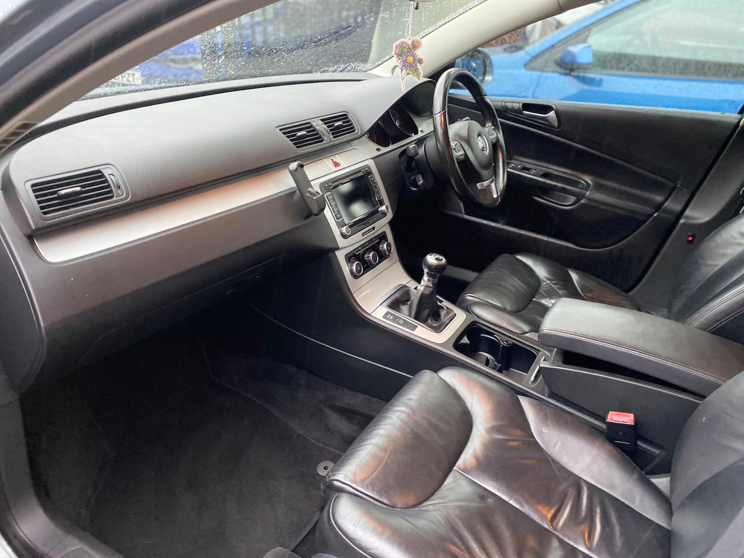 Used Volkswagen Passat 2010 for sale - 76592832: Photo 16