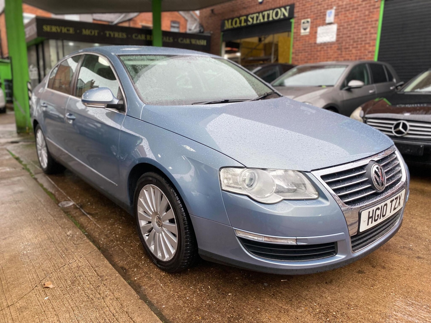 Used Volkswagen Passat 2010 for sale - 76592832: Photo 2