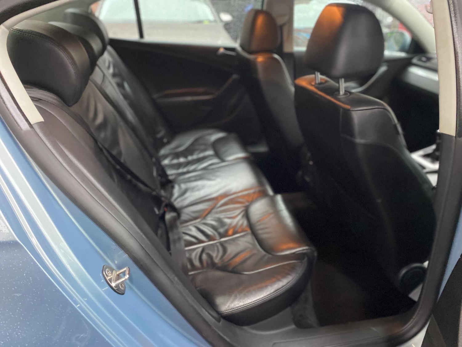 Used Volkswagen Passat 2010 for sale - 76592832: Photo 20