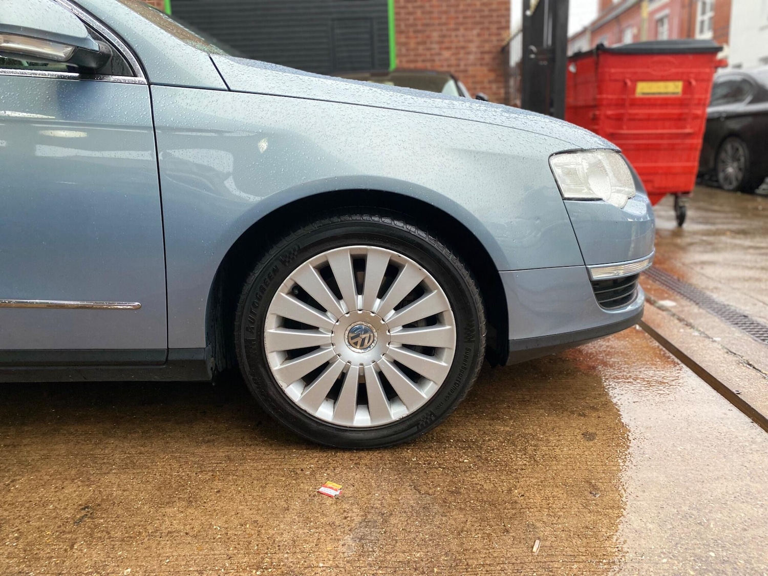 Used Volkswagen Passat 2010 for sale - 76592832: Photo 4