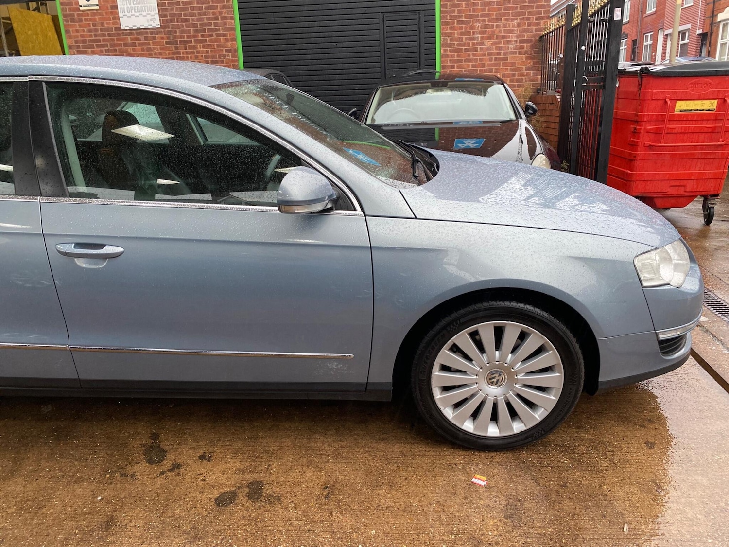 Used Volkswagen Passat 2010 for sale - 76592832: Photo 5