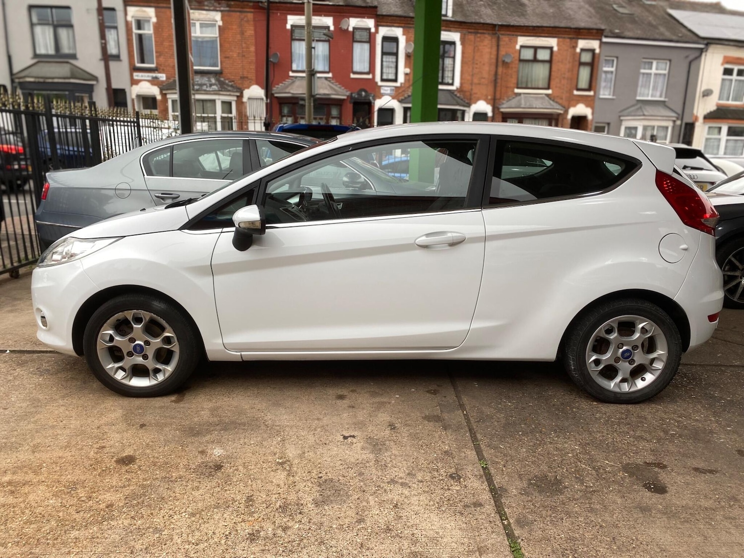 Used Ford Fiesta 2012 for sale - 76283281: Photo 15