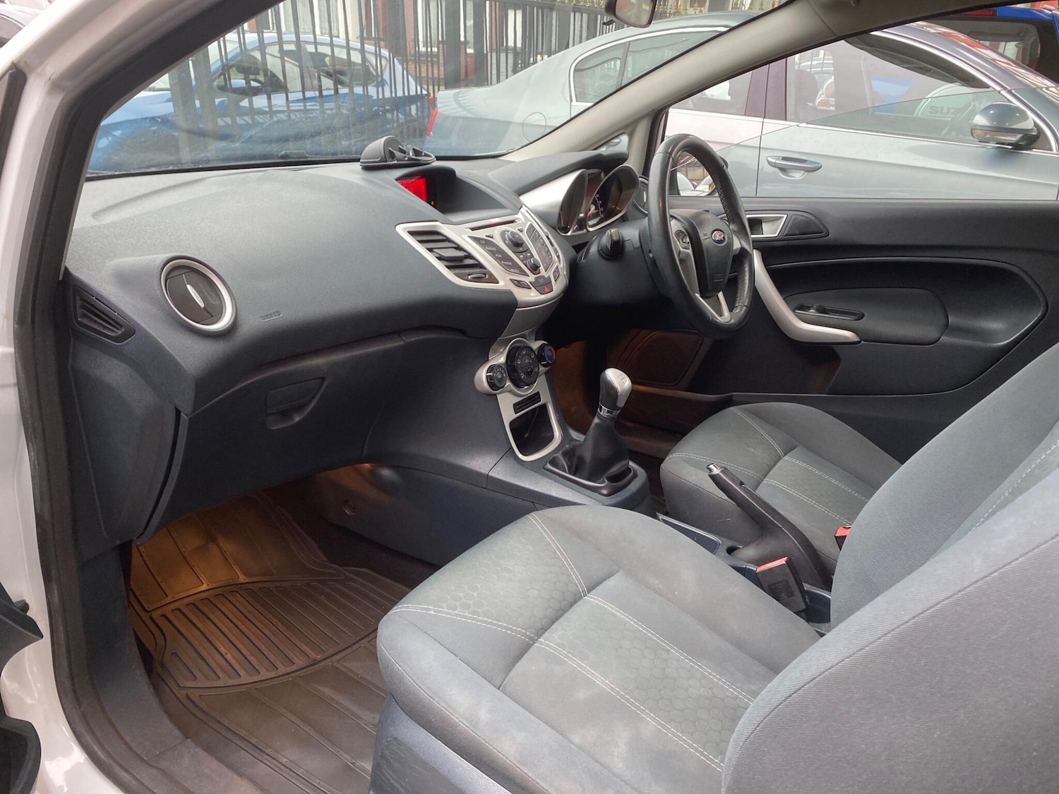 Used Ford Fiesta 2012 for sale - 76283281: Photo 16