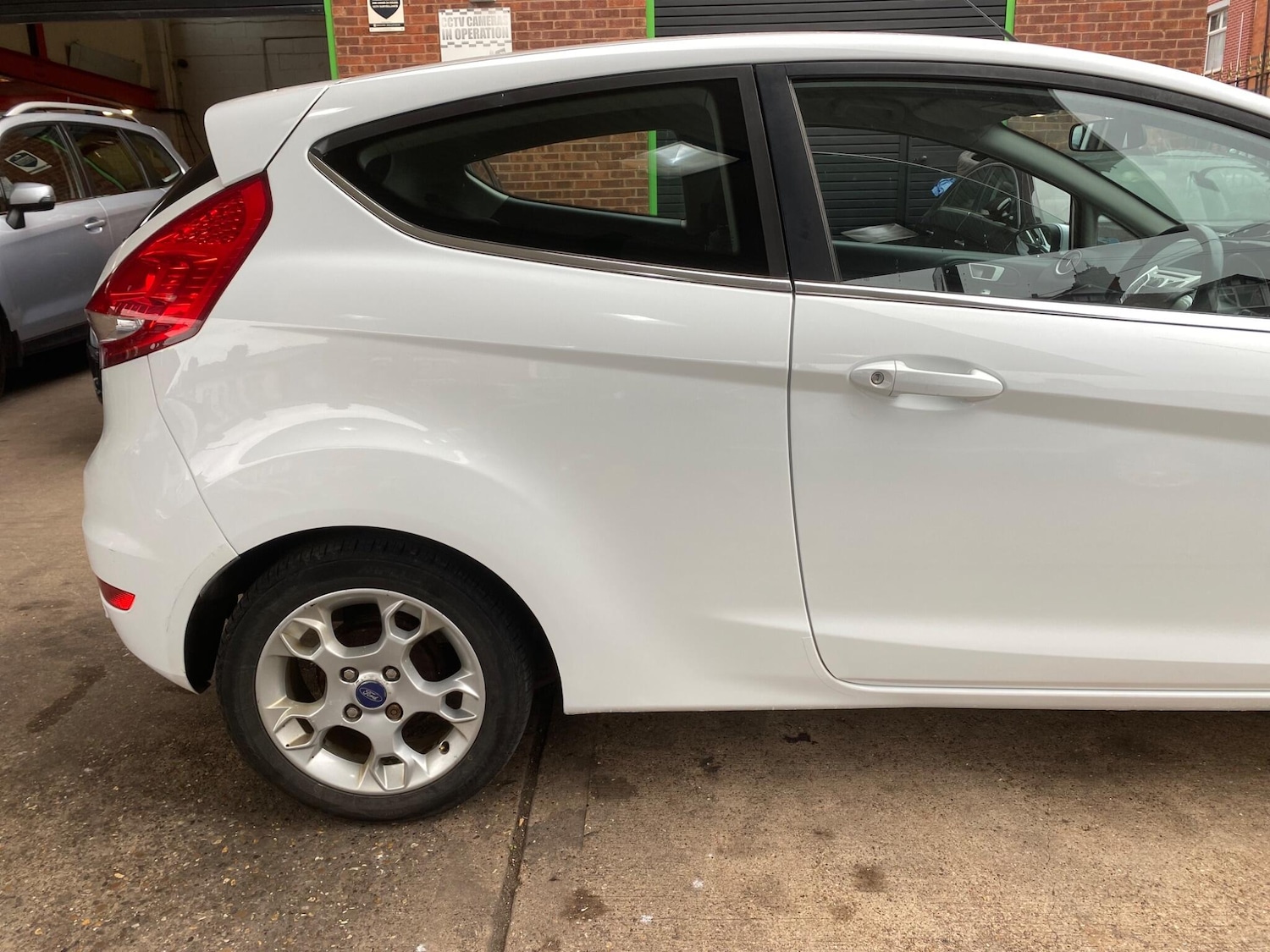 Used Ford Fiesta 2012 for sale - 76283281: Photo 6
