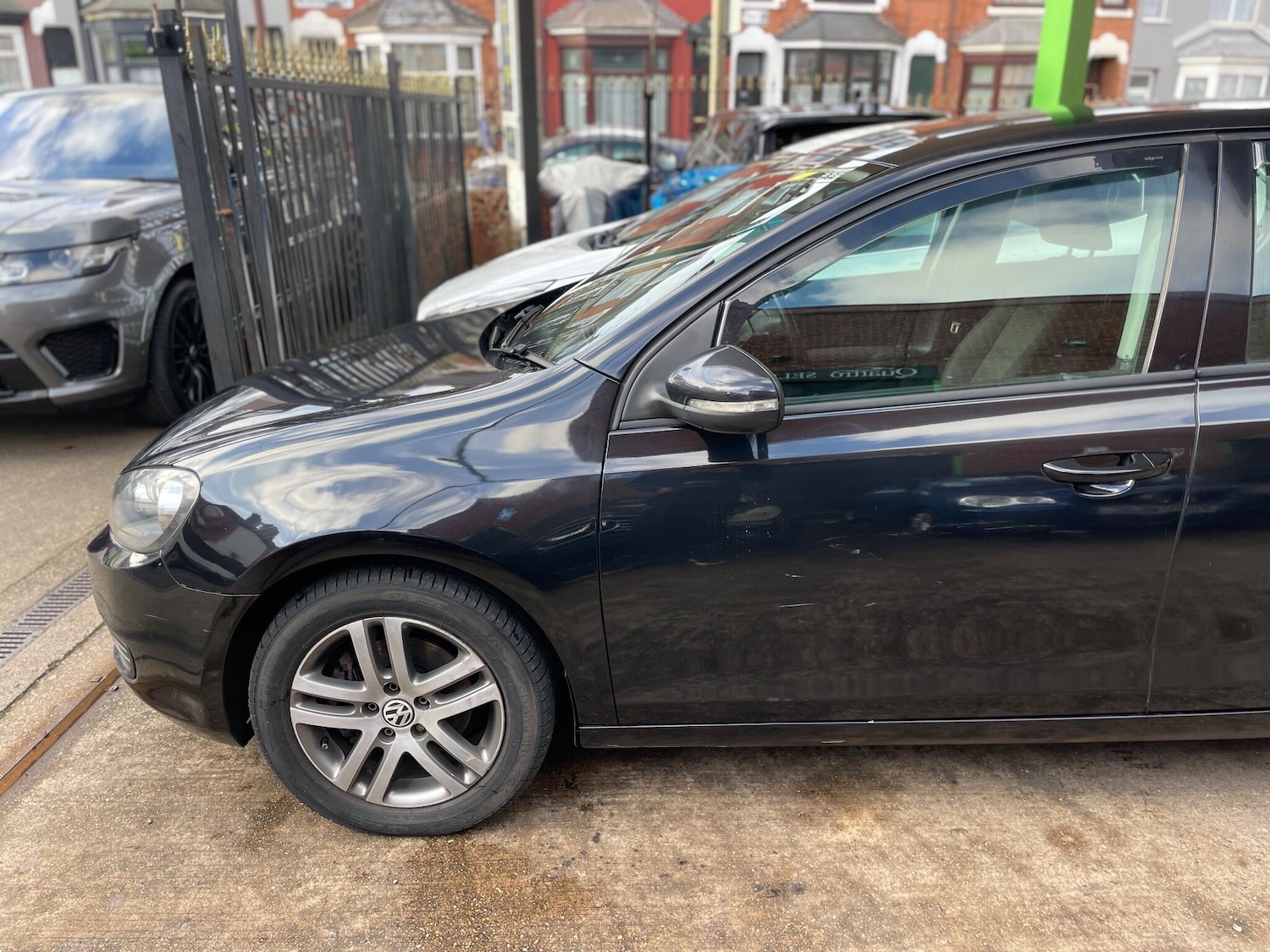 Used Volkswagen Golf 2010 for sale - 77496802: Photo 15