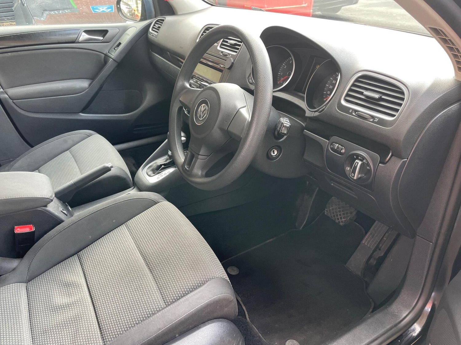 Used Volkswagen Golf 2010 for sale - 77496802: Photo 19