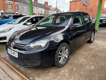 Used Volkswagen Golf 2010 for sale - 77496802: Photo
