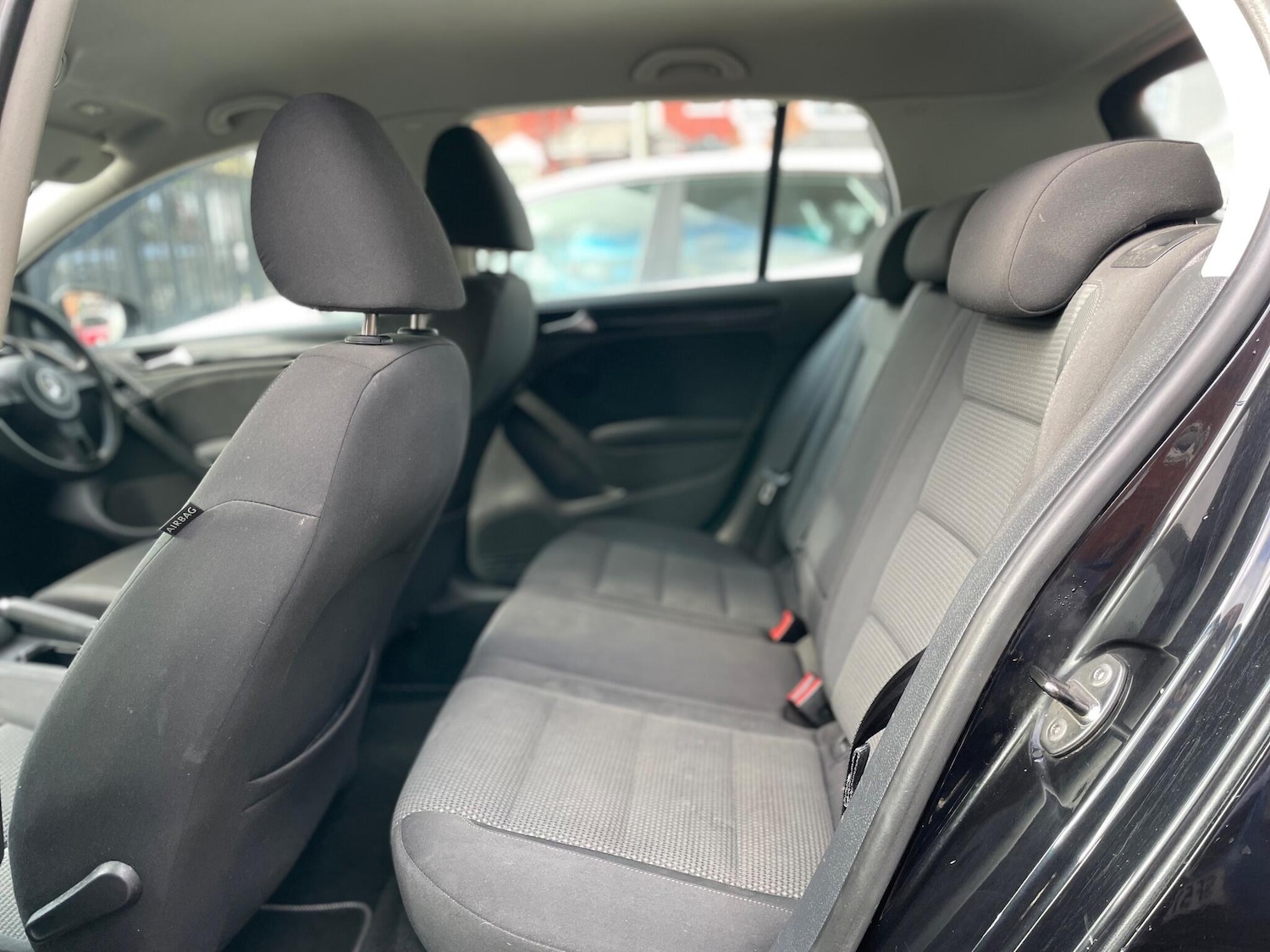 Used Volkswagen Golf 2010 for sale - 77496802: Photo 22