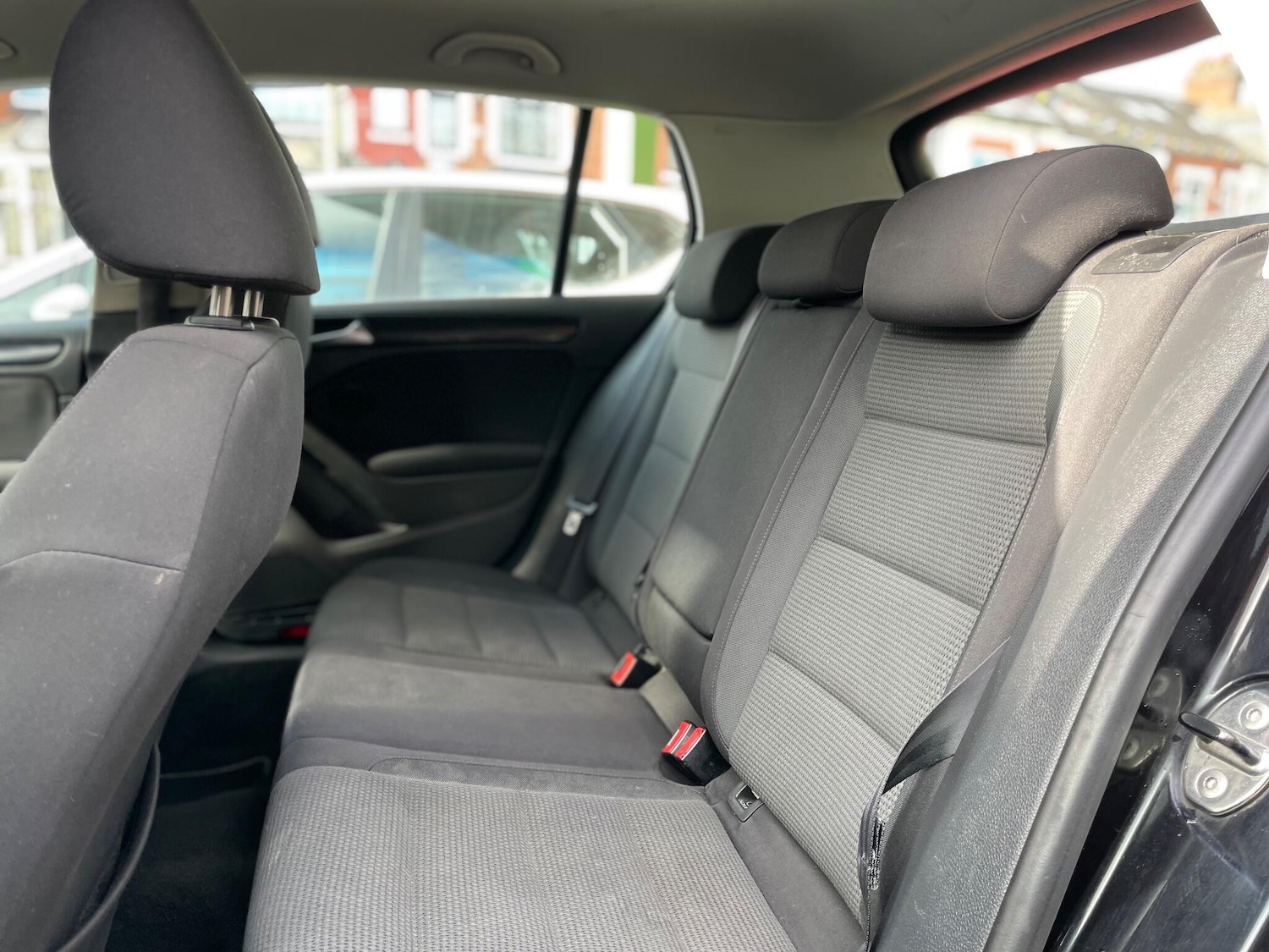 Used Volkswagen Golf 2010 for sale - 77496802: Photo 24