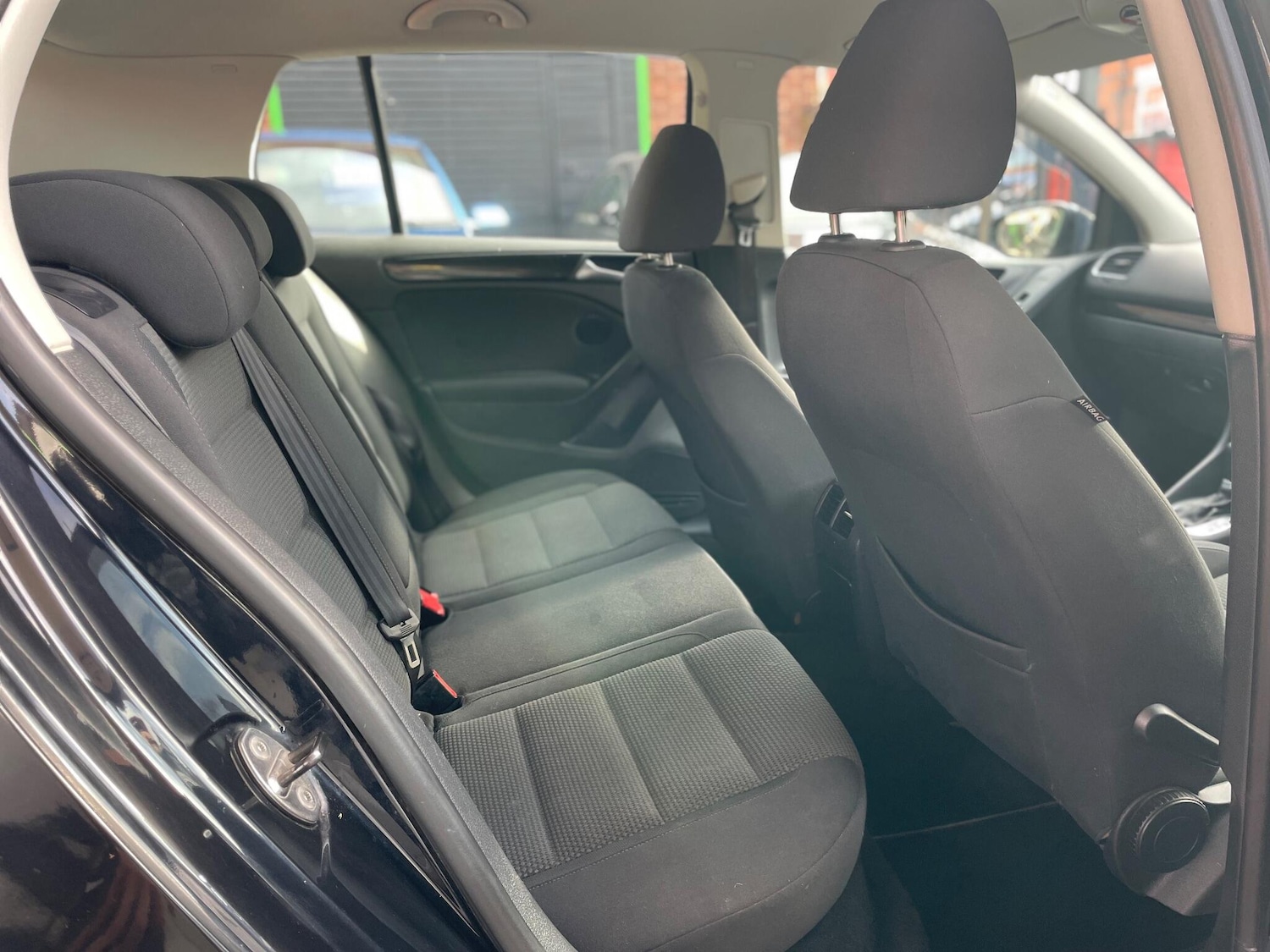 Used Volkswagen Golf 2010 for sale - 77496802: Photo 25