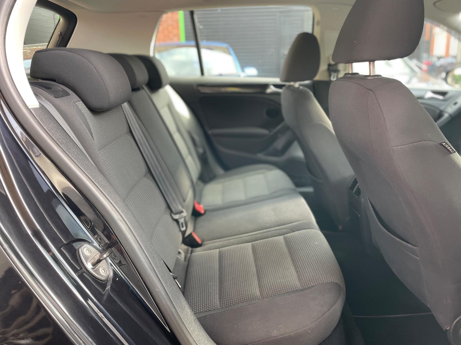 Used Volkswagen Golf 2010 for sale - 77496802: Photo 26