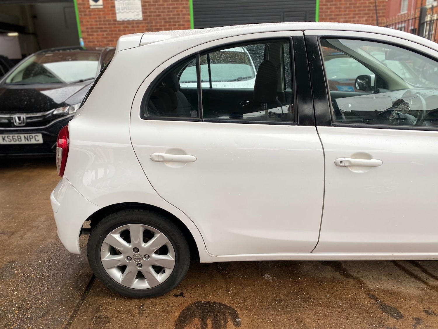 Used Nissan Micra 2013 for sale - 76550832: Photo 8