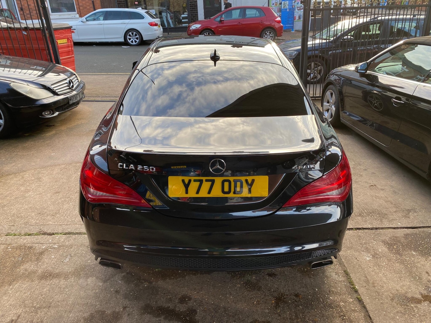 Used Mercedes-Benz CLA 2015 for sale - 76832557: Photo 13