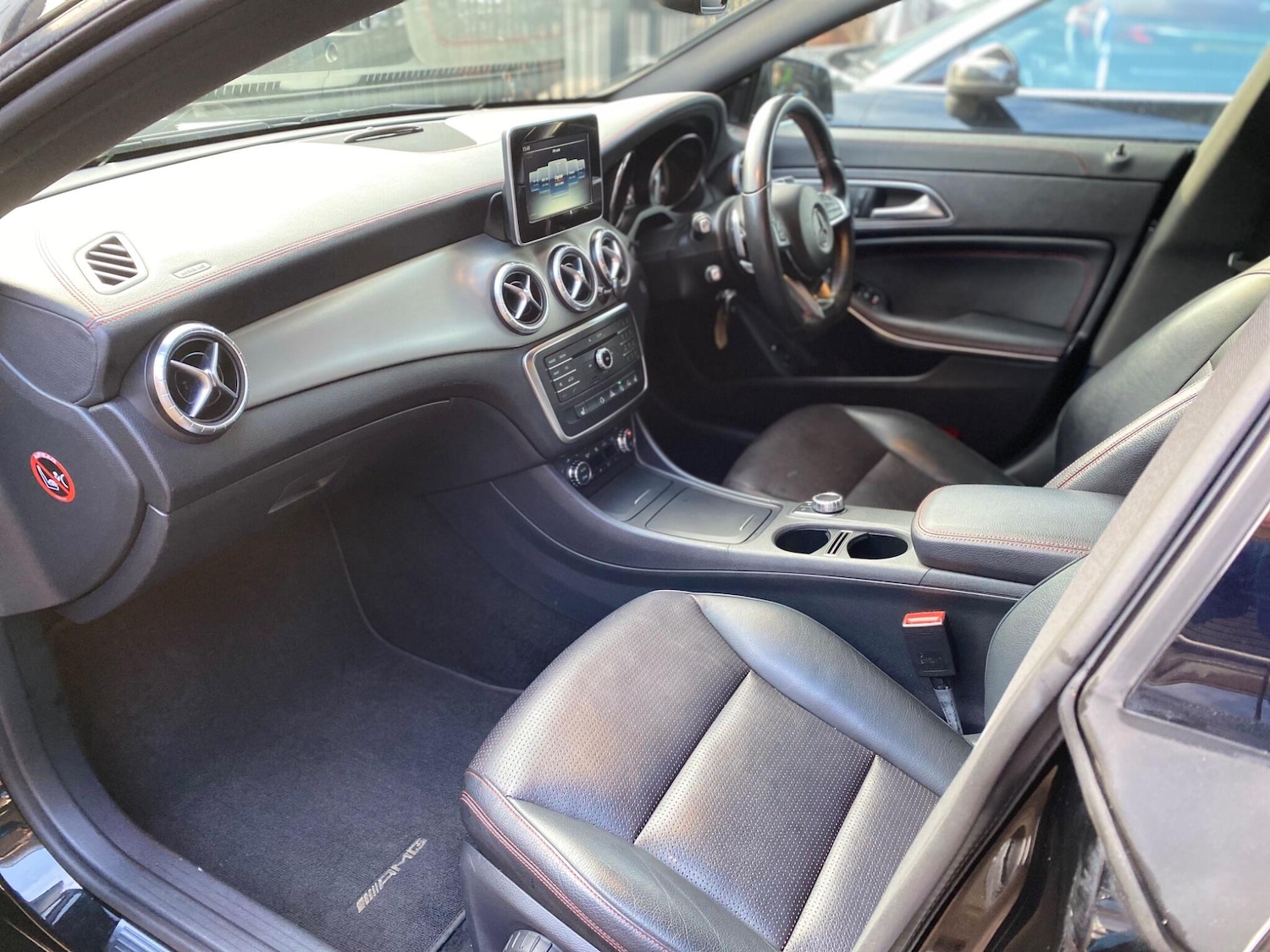 Used Mercedes-Benz CLA 2015 for sale - 76832557: Photo 22
