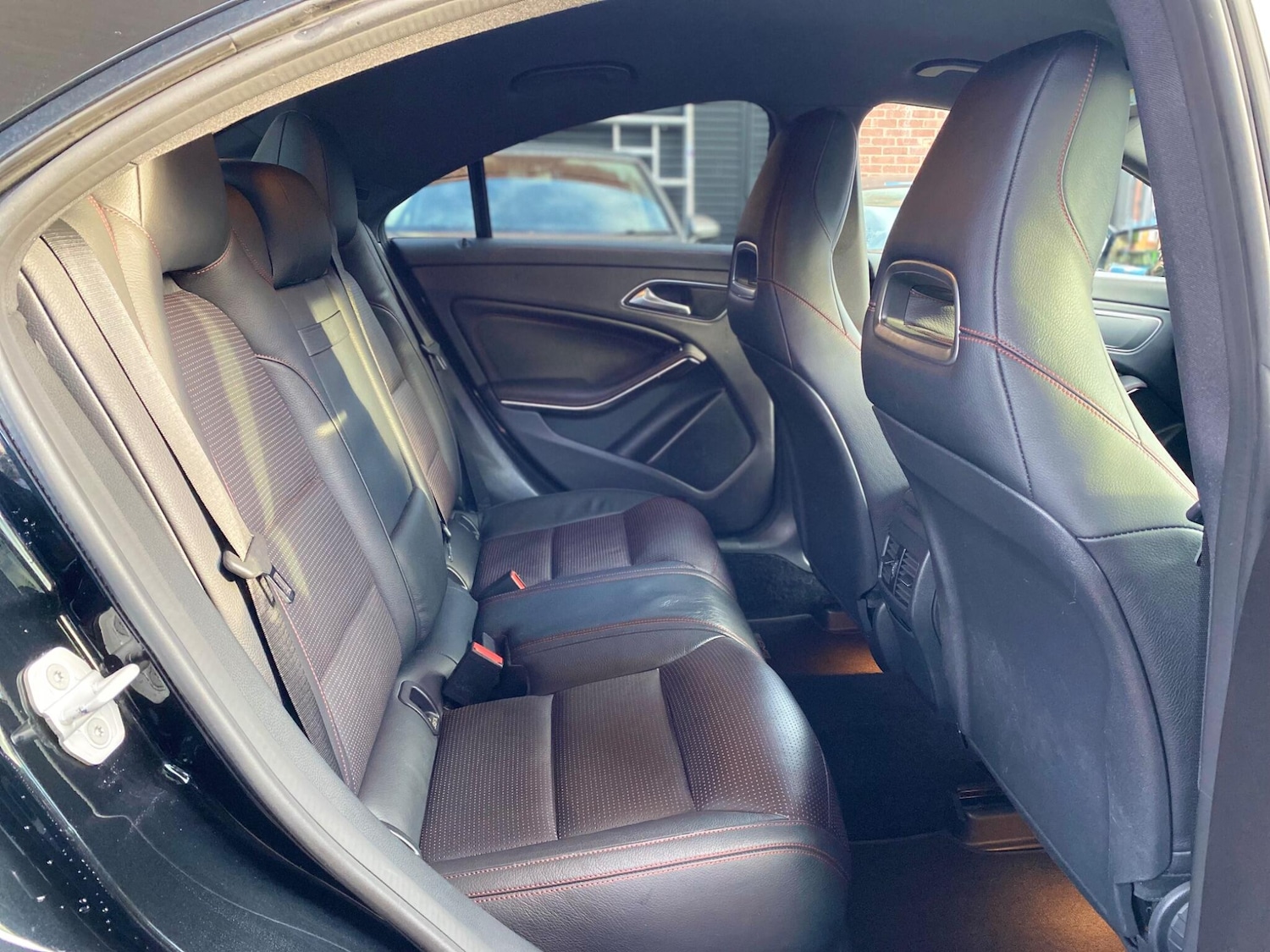 Used Mercedes-Benz CLA 2015 for sale - 76832557: Photo 27