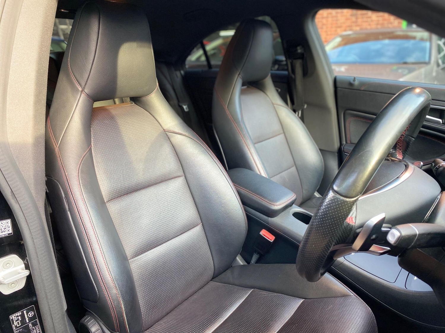 Used Mercedes-Benz CLA 2015 for sale - 76832557: Photo 29