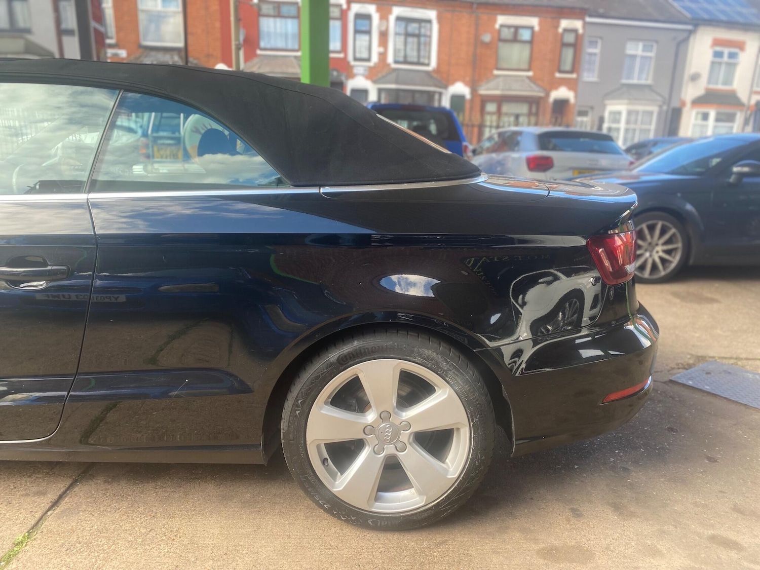 Used Audi A3 Cabriolet 2014 for sale - 76195928: Photo 10