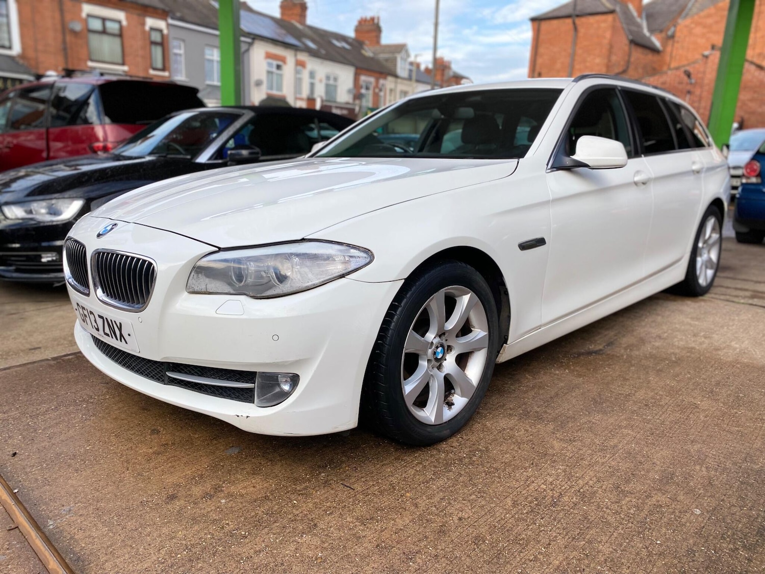 Used BMW 5 Series 2013 for sale - 76832157: Photo 1