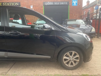 Used Hyundai i10 2016 for sale - 76195931: Photo