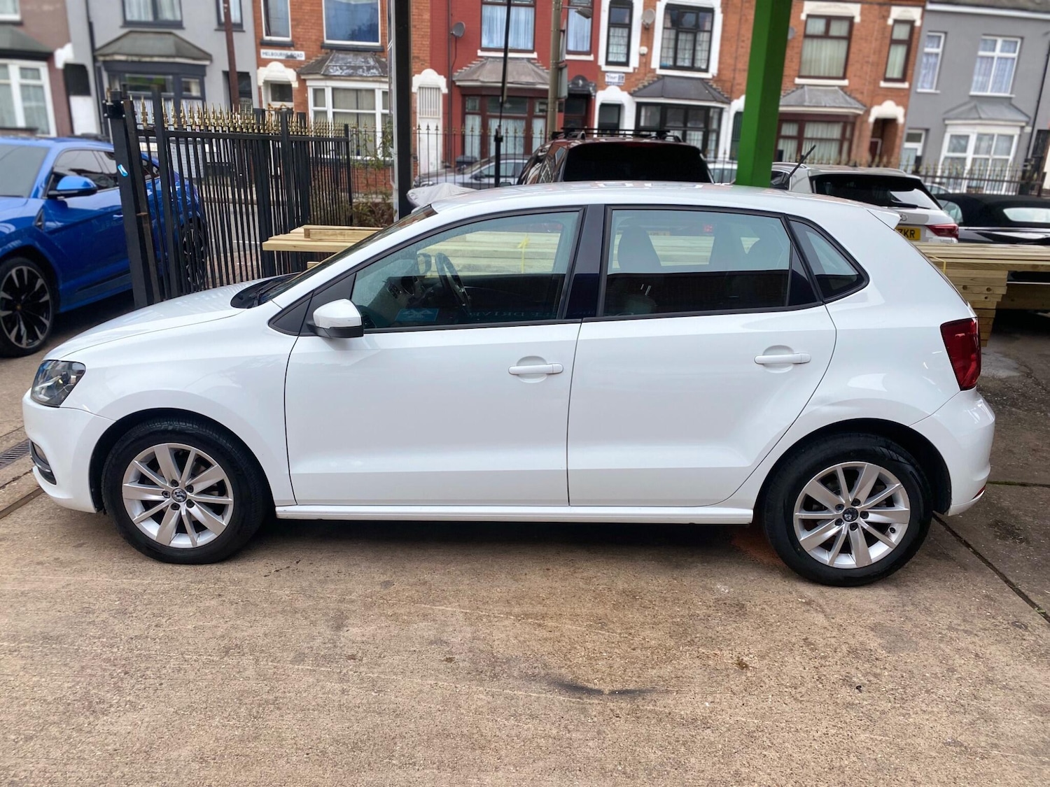 Used Volkswagen Polo 2015 for sale - 76423106: Photo 12