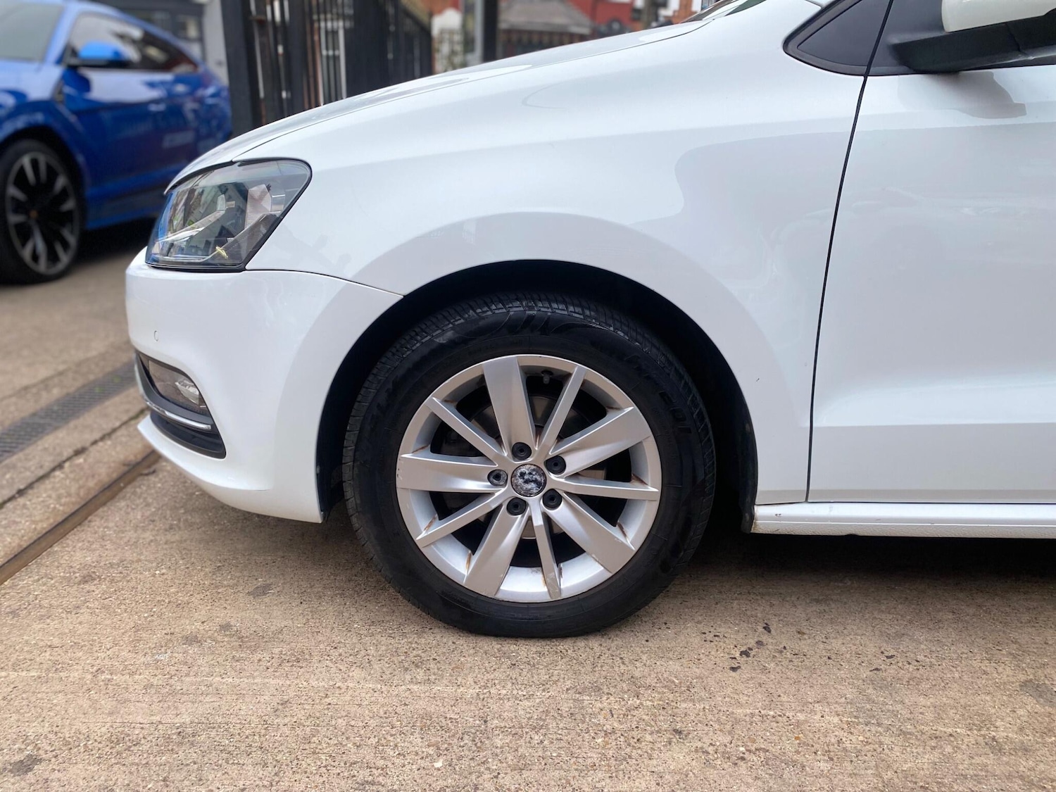 Used Volkswagen Polo 2015 for sale - 76423106: Photo 14