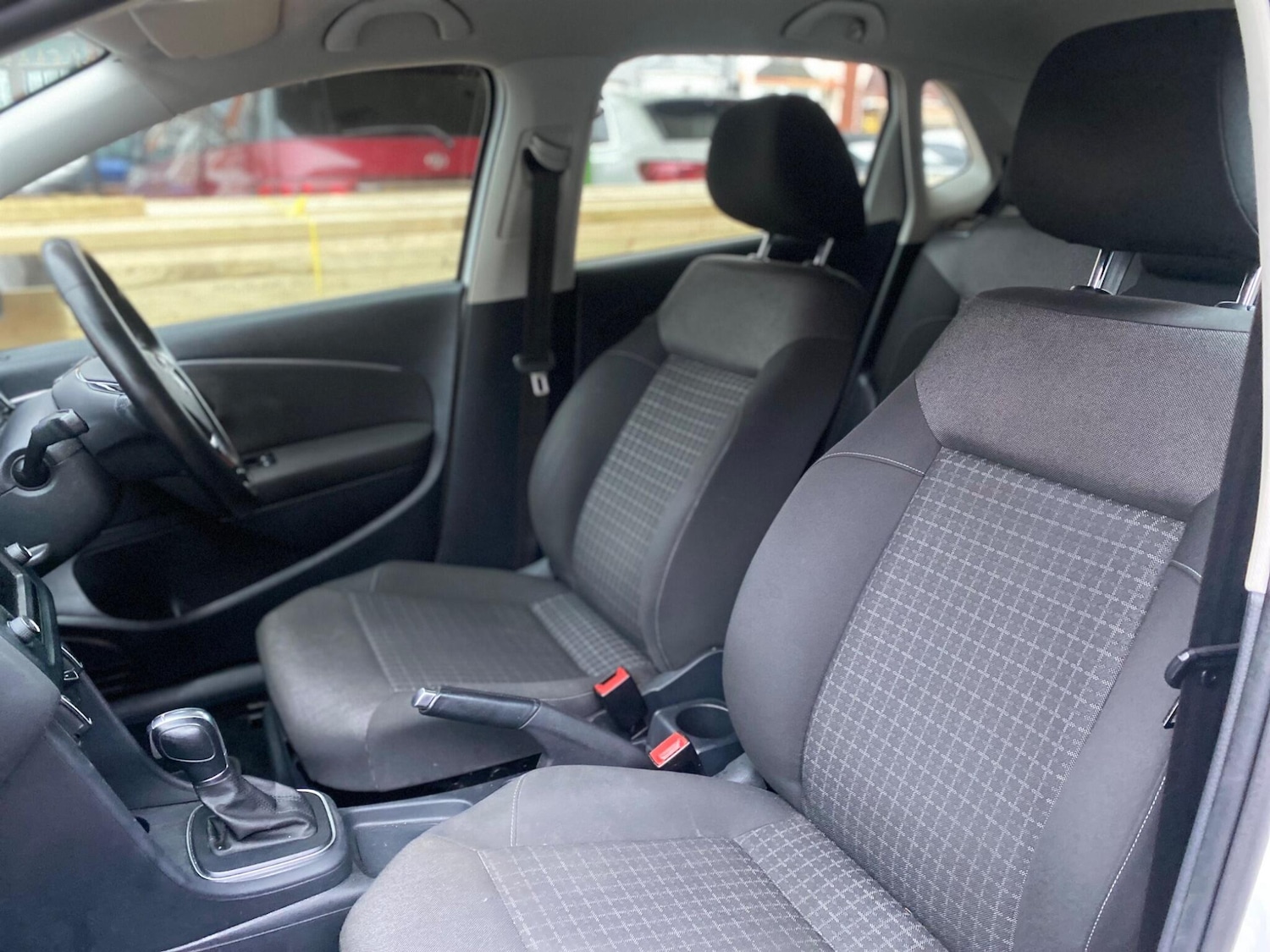 Used Volkswagen Polo 2015 for sale - 76423106: Photo 16