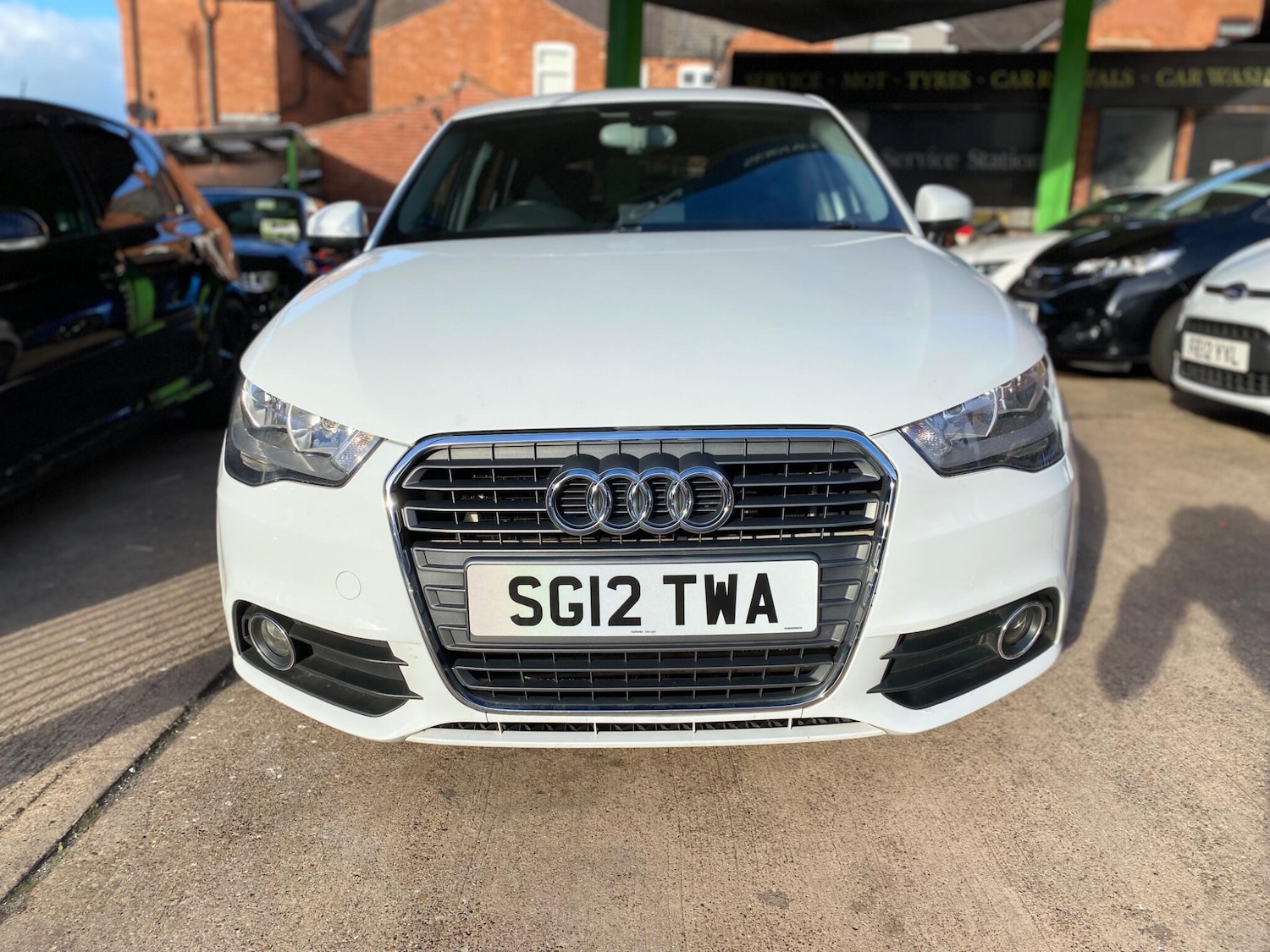 Used Audi A1 2012 for sale - 76409231: Photo 3