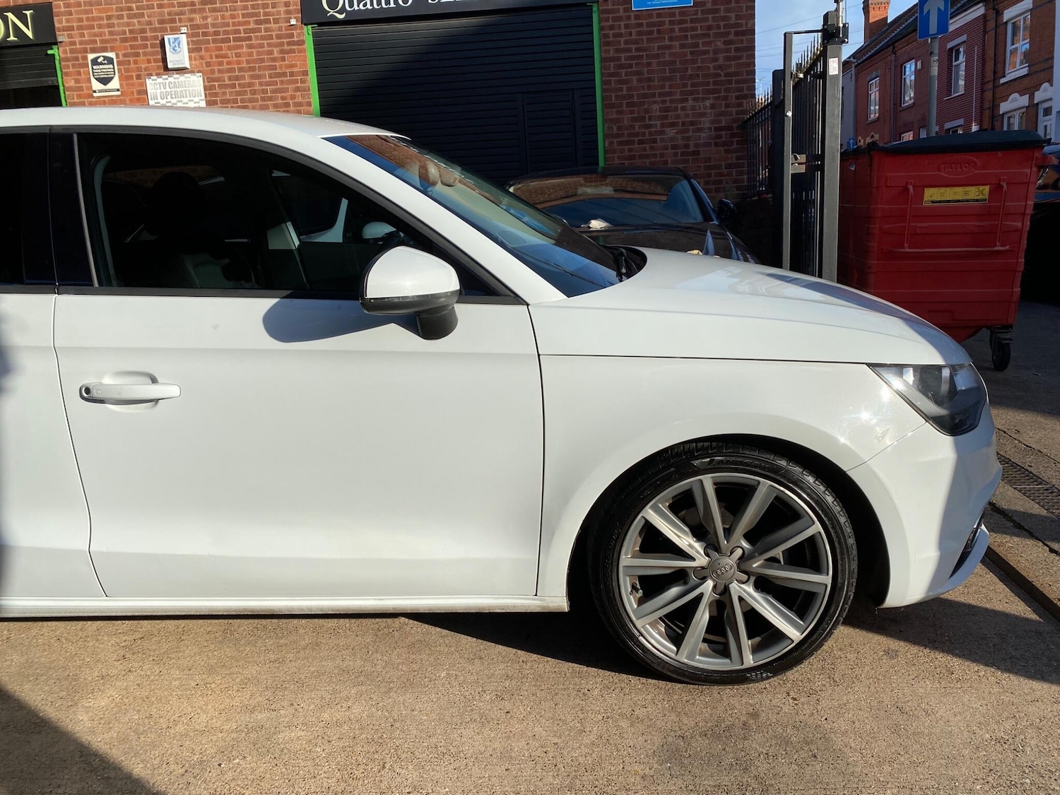 Used Audi A1 2012 for sale - 76409231: Photo 6