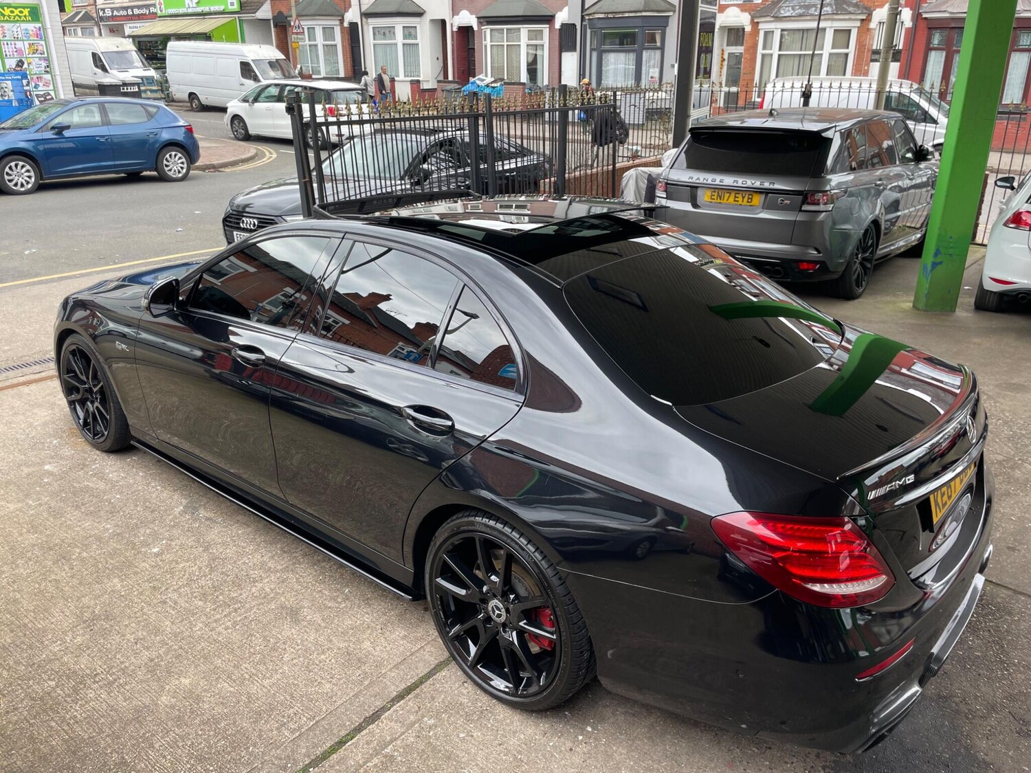 Used Mercedes-Benz E Class for sale - 77824669: Photo 17