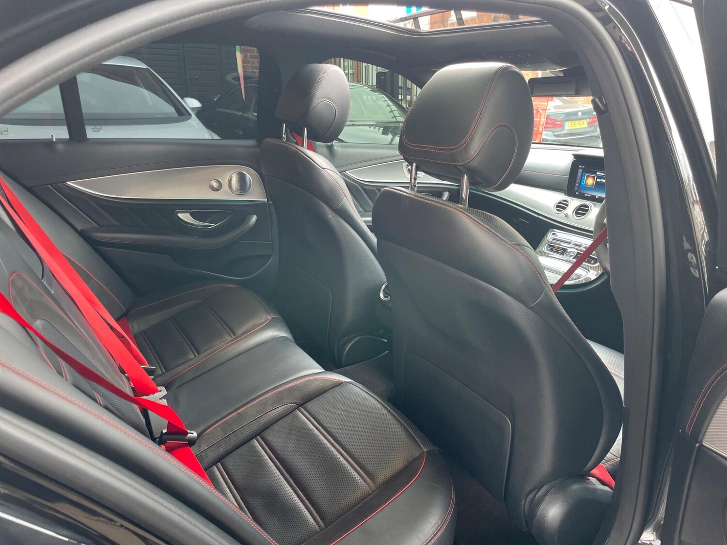 Used Mercedes-Benz E Class for sale - 77824669: Photo 33